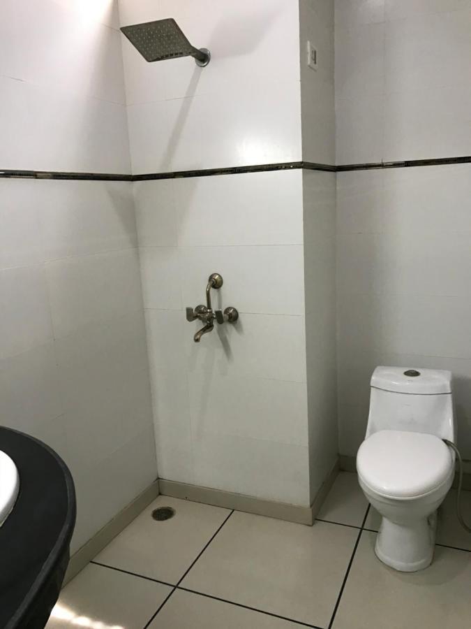 Hotel Natraj Bulandshahr Eksteriør billede
