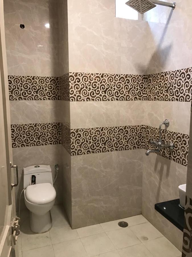 Hotel Natraj Bulandshahr Eksteriør billede